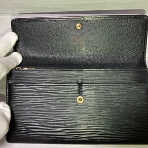 Louis Vuitton Epi Sarah wallet-SOLD